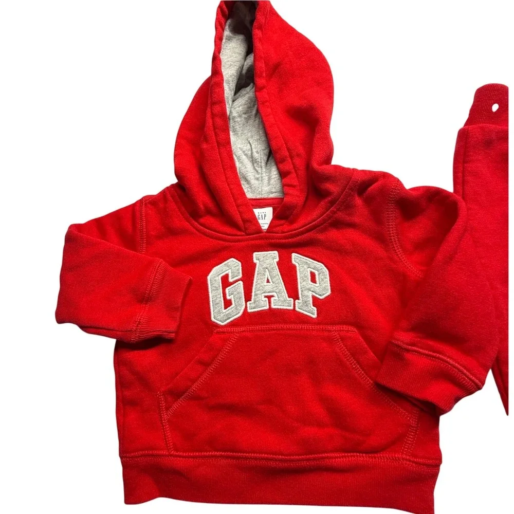 GAP Baby 6-12 Months Red Logo Fleece Hoodie Jogger Sweat Set Outfit Cotton
